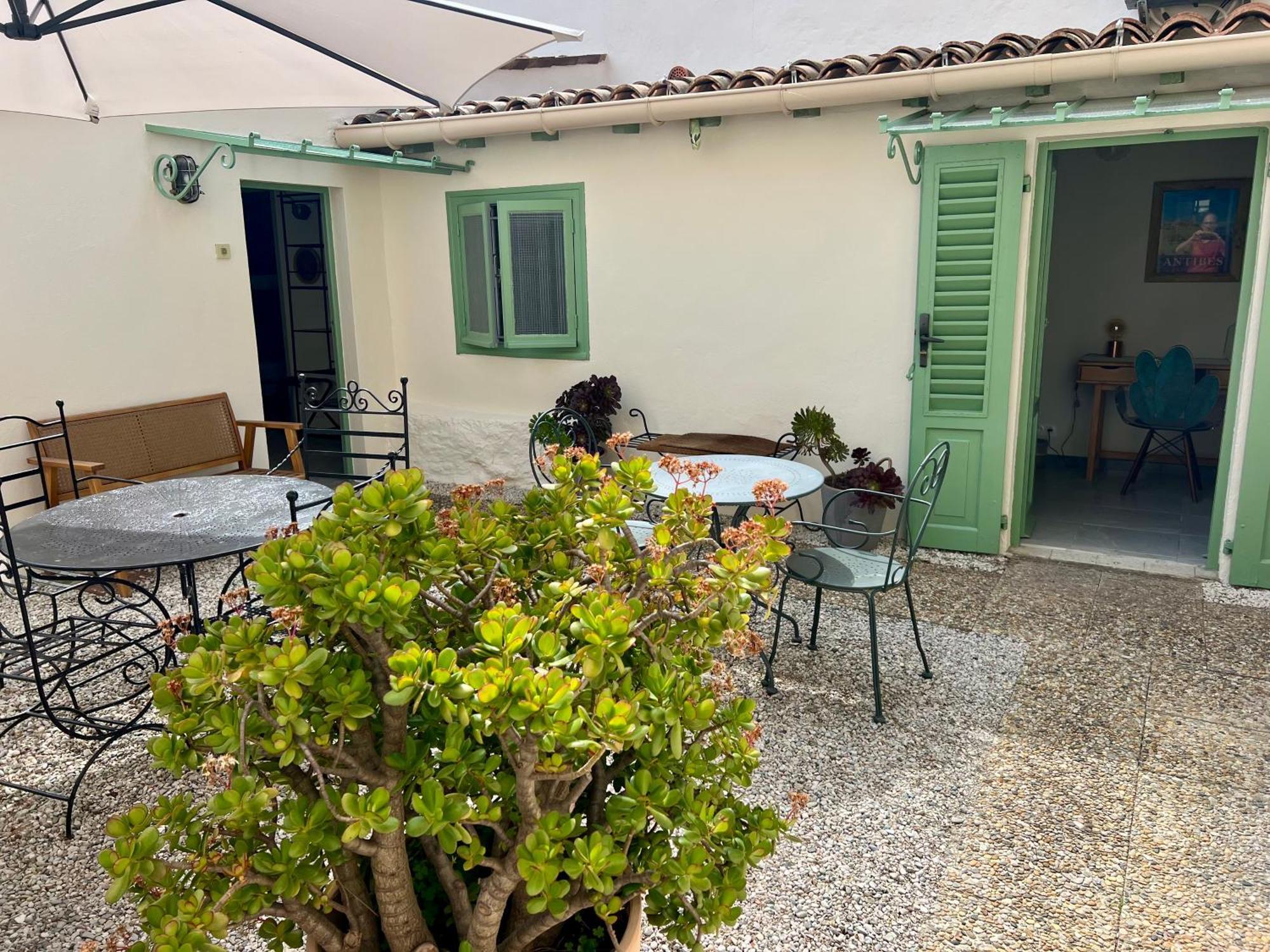 Hotel Le Ponteil Antibes Exteriör bild